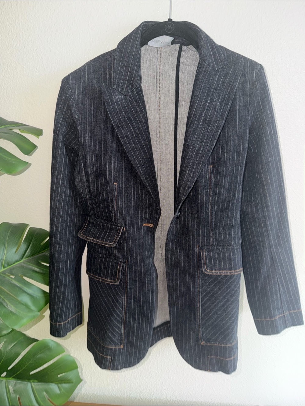 Men's Black Pinstripe Blazer - Classic Tailored Style